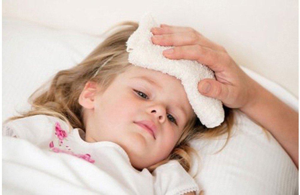 6 mẹo  giúp giảm đau sau khi tiêm ngừa vắc xin cho trẻ - Ảnh 2